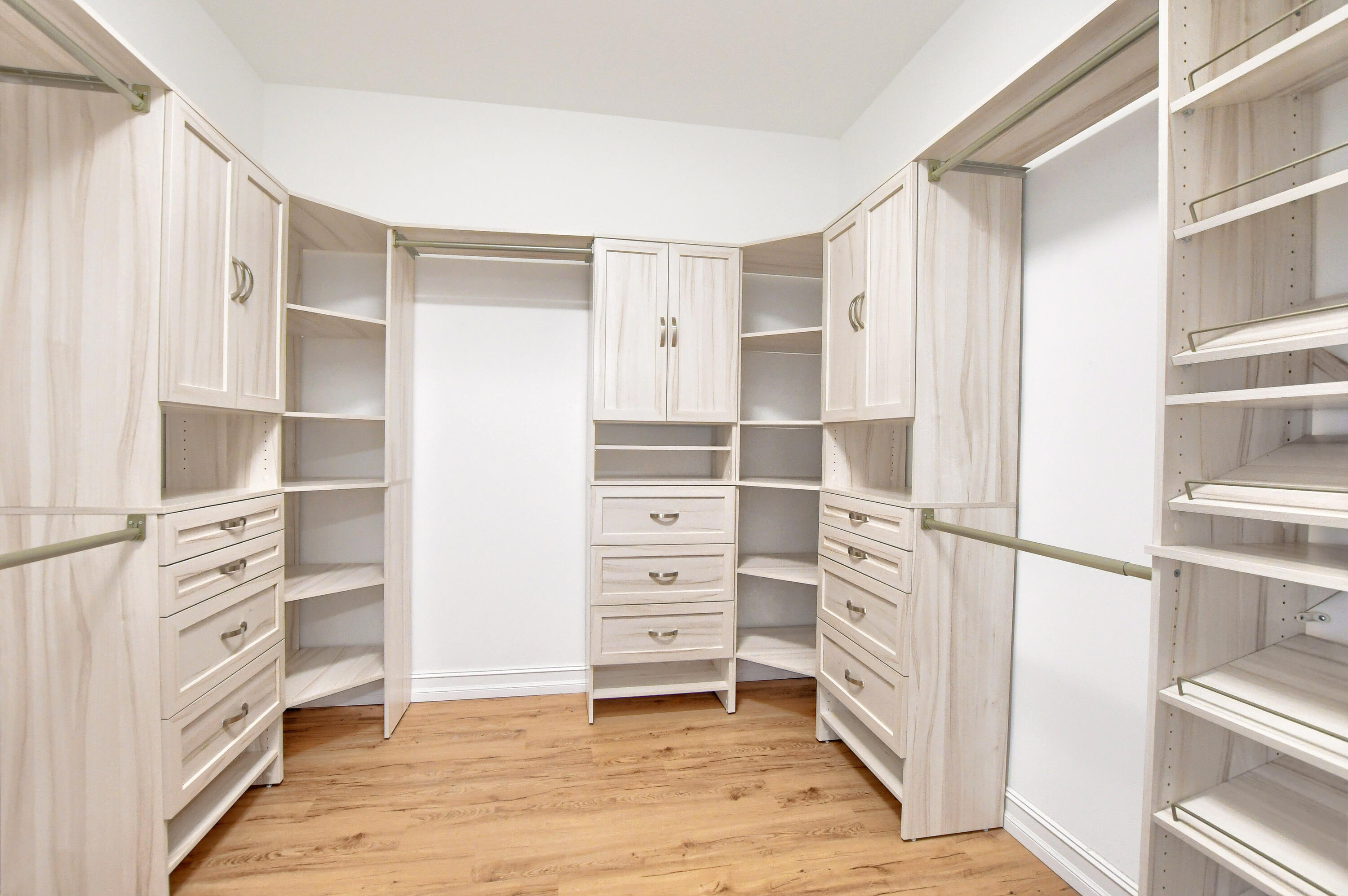 100 Northwest 69th Circle, Unit 15 Boca Raton, FL 33487 - Photo 22 of 45 Closet