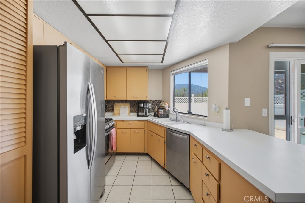 44603 La Paz Road Temecula, CA 92592 - Photo 14 of 31 Gallery Image 14