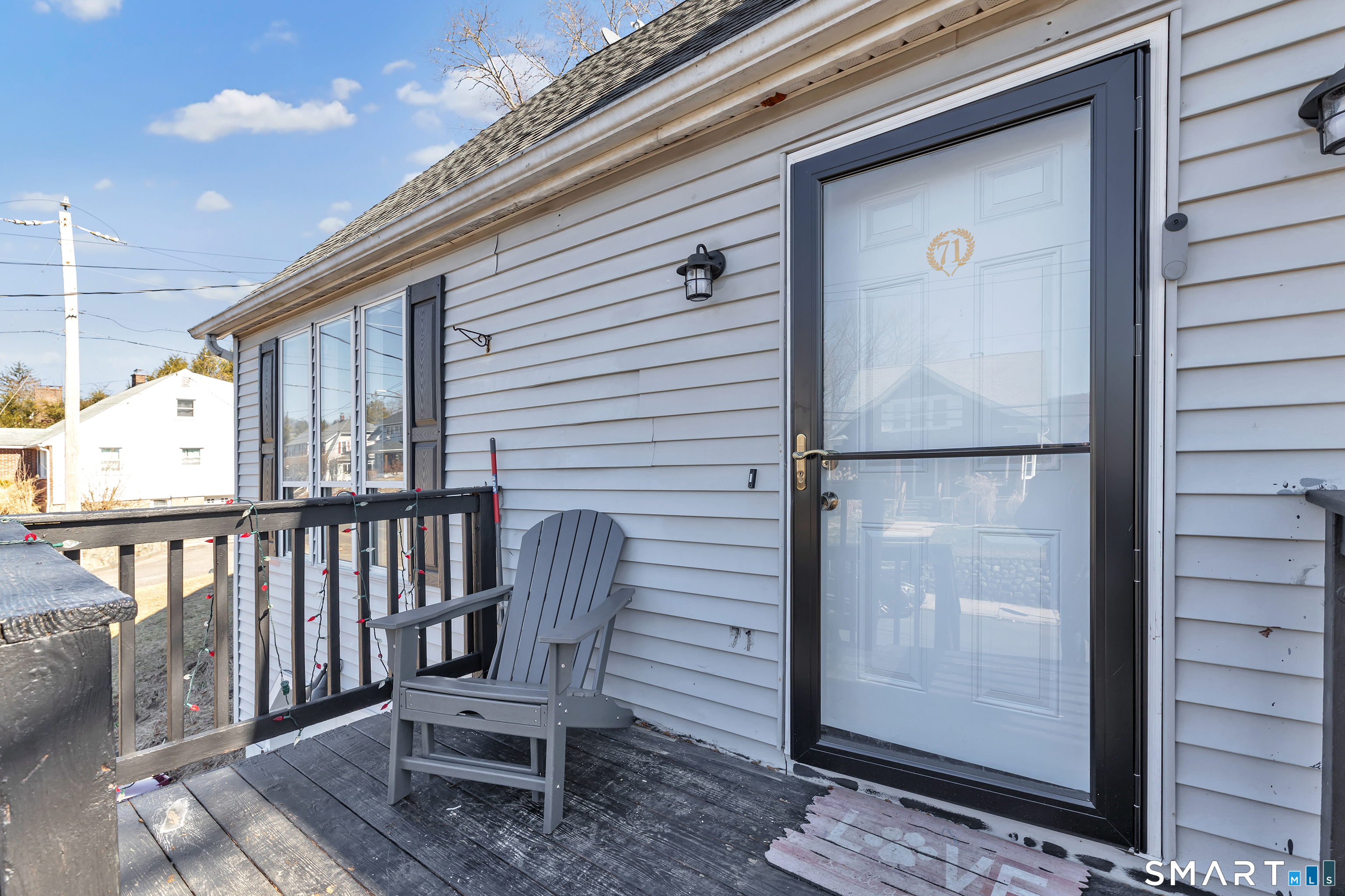 71 Cliff Street Naugatuck, CT 06770 - Photo 4 of 40