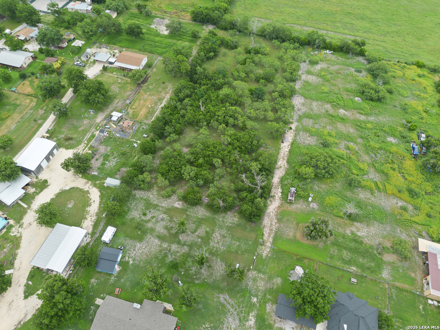 5716 County Road Lytle, TX 78052 - Photo 11 of 14