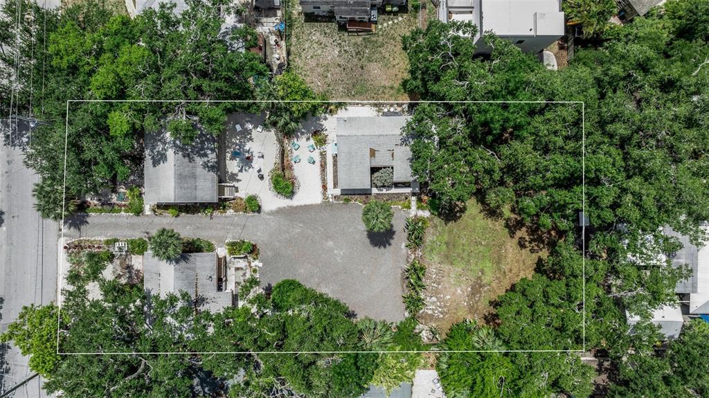 1817 6th Street Sarasota, FL 34236 - Photo 2 of 63