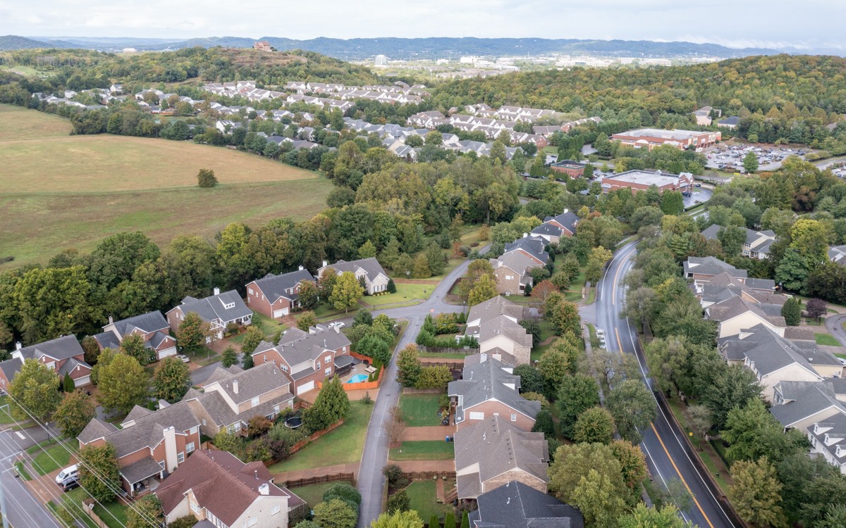3008 Westerly Drive Franklin, TN 37067 - Photo 30 of 33 an aerial view of multiple house