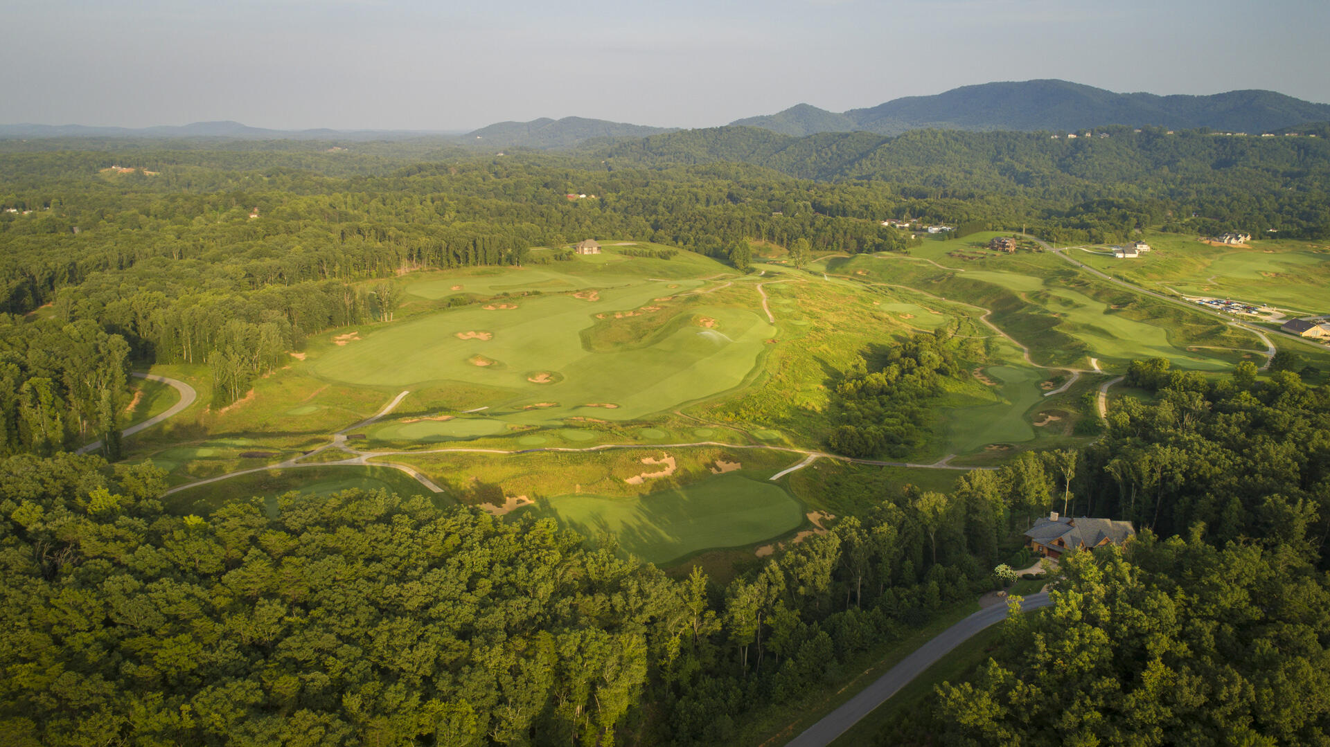 3891 Saul Lane Roanoke, VA 24014 - Photo 56 of 61 a view of an ocean and a mountain