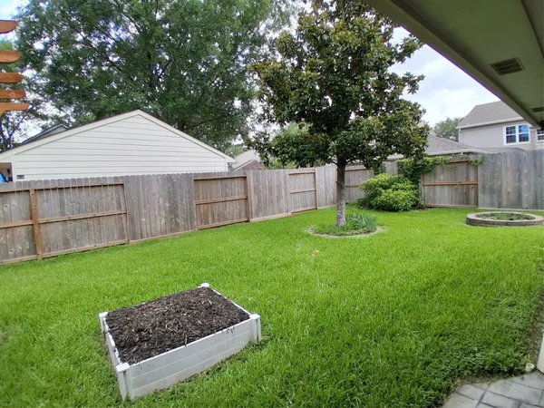 $3,000 | 17010 Poplar Hill Street, Houston, TX 77095