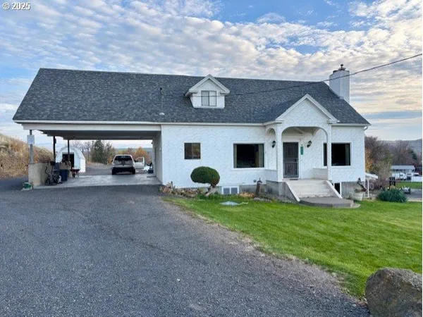 $775,000 | 3540 Northeast King Place, Pendleton, OR 97801