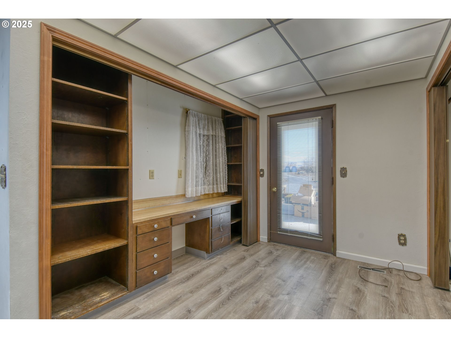 3540 Northeast King Place Pendleton, OR 97801 - Photo 36 of 48 a view of an empty room with a kitchen