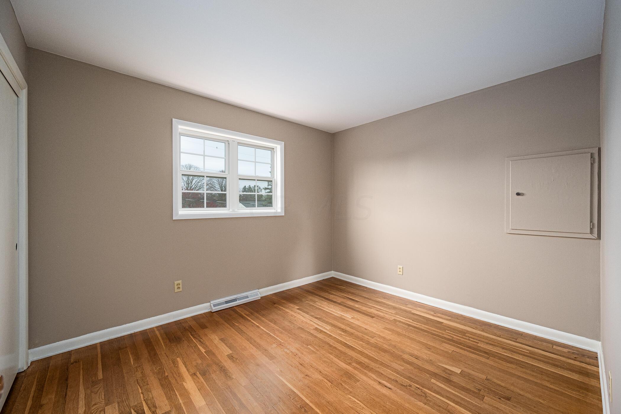 3526 Kirkham Road Columbus, OH 43221 - Photo 27 of 34 Bedroom #3