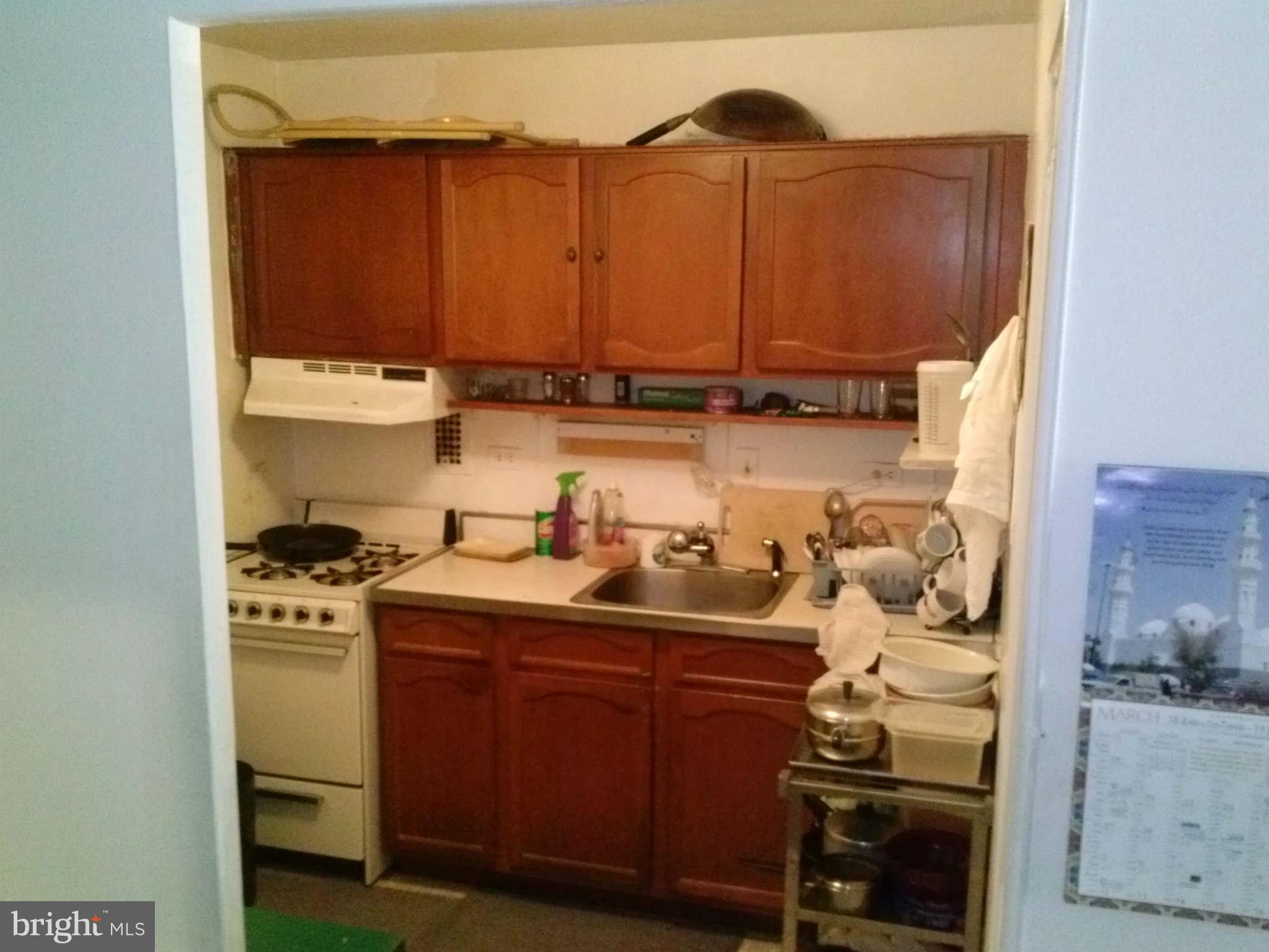 1420 N Street Northwest, Unit 407 Washington, DC 20005 - Photo 2 of 15 Kitchen