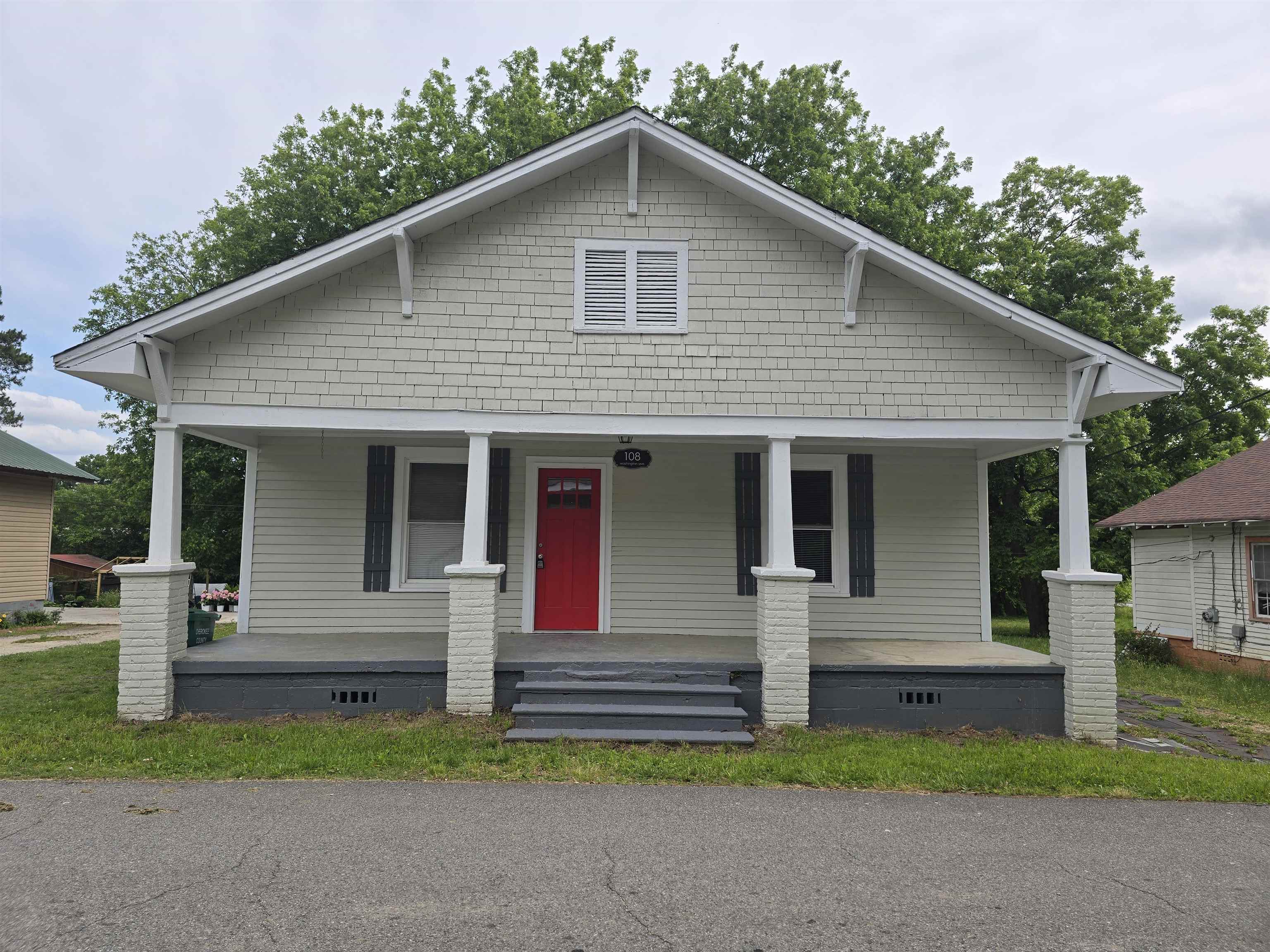 108 Washington Avenue Gaffney, SC 29340 - Photo 1 of 9