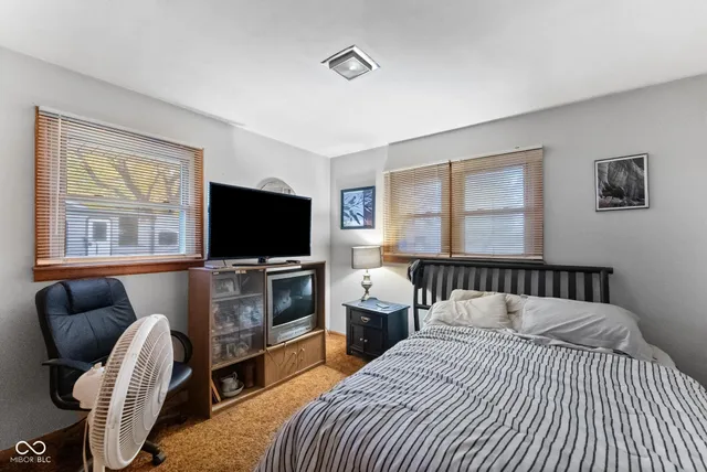 $199,900 | 10883 East Greendale Drive, Seymour, IN 47274