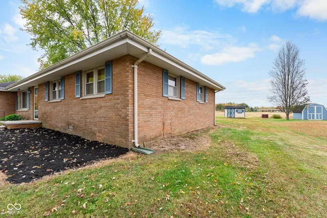 $199,900 | 10883 East Greendale Drive, Seymour, IN 47274