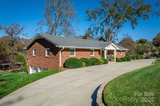 $457,000 | 606 Collett Street, Morganton, NC 28655