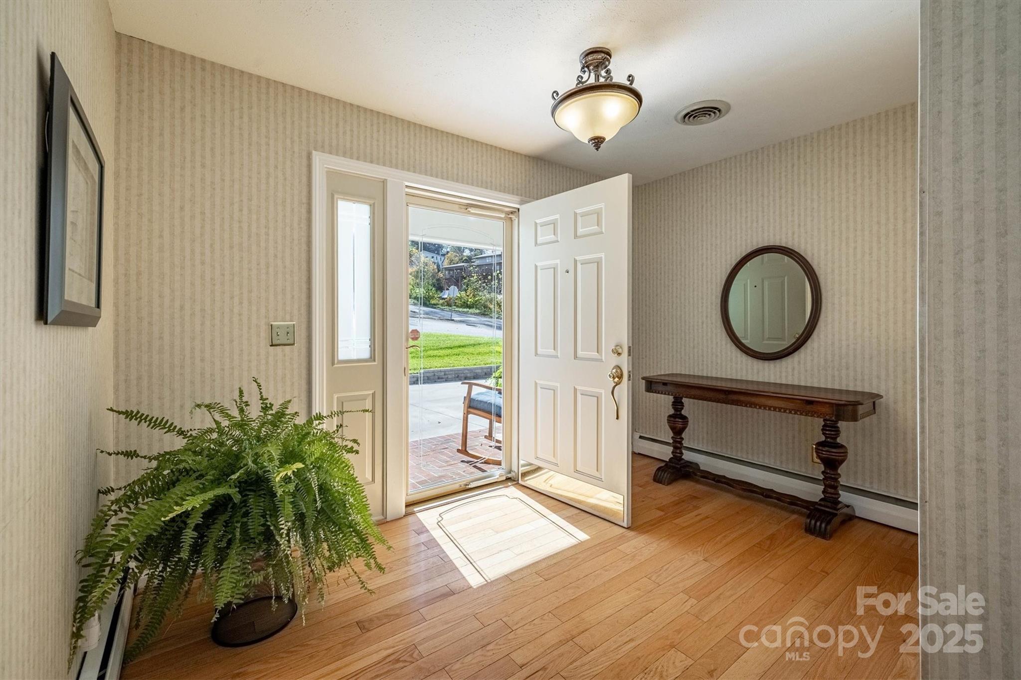606 Collett Street Morganton, NC 28655 - Photo 2 of 23