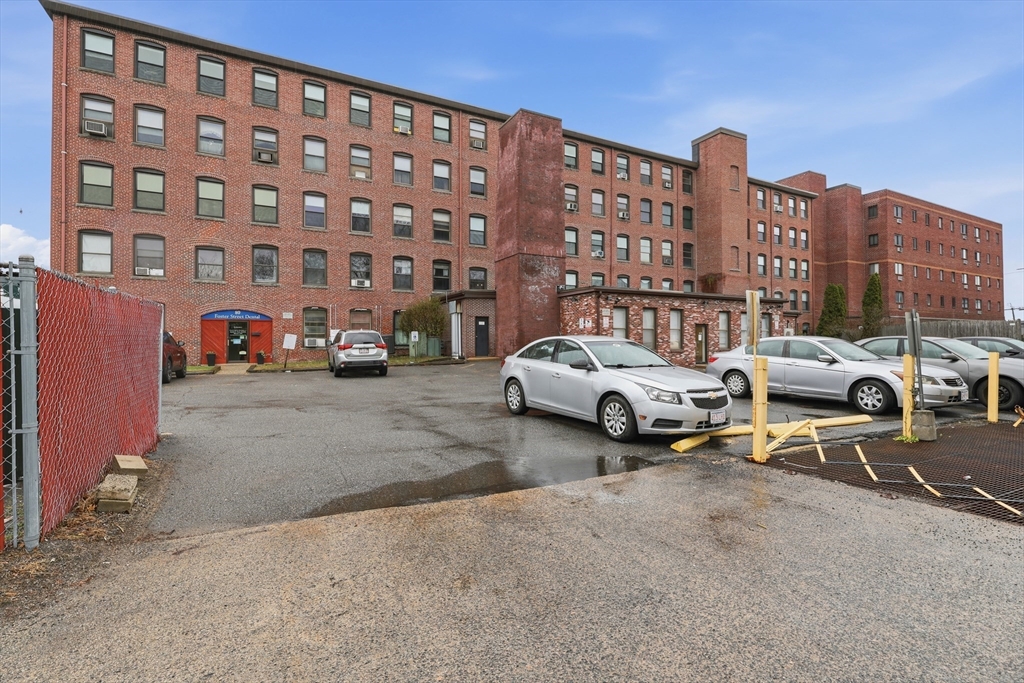 80 Foster Street, Unit 504 Peabody, MA 01960 - Photo 16 of 19