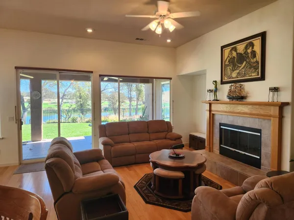 $594,000 | 288 Mitchell Lake Lane, Copperopolis, CA 95228