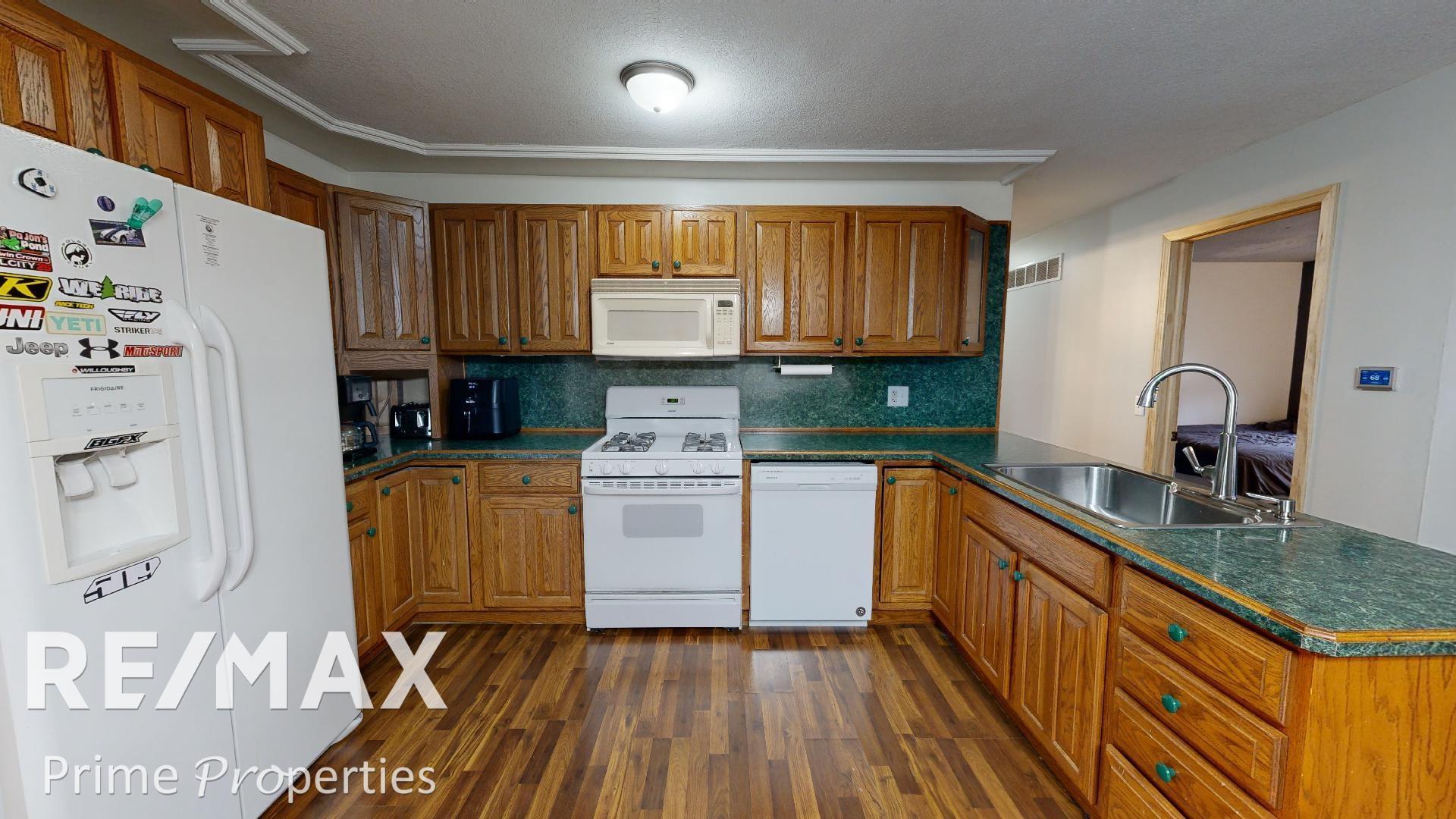 2485 East Farrand Road Clio, MI 48420 - Photo 8 of 46 50101964-7.JPG