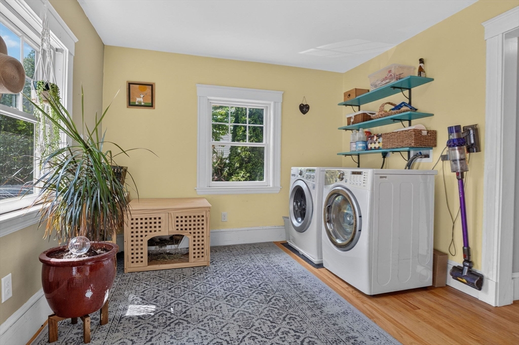 20 Hill Top Road Wellesley, MA 02482 - Photo 10 of 23