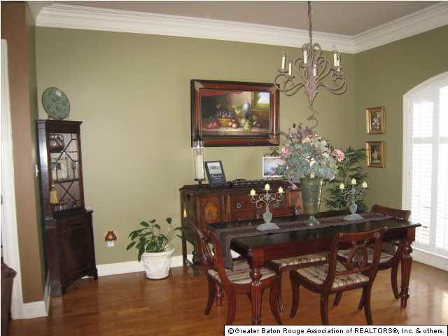 1725 Ridgeland Drive Baton Rouge, LA 70810 - Photo 2 of 6 Gallery Image 2