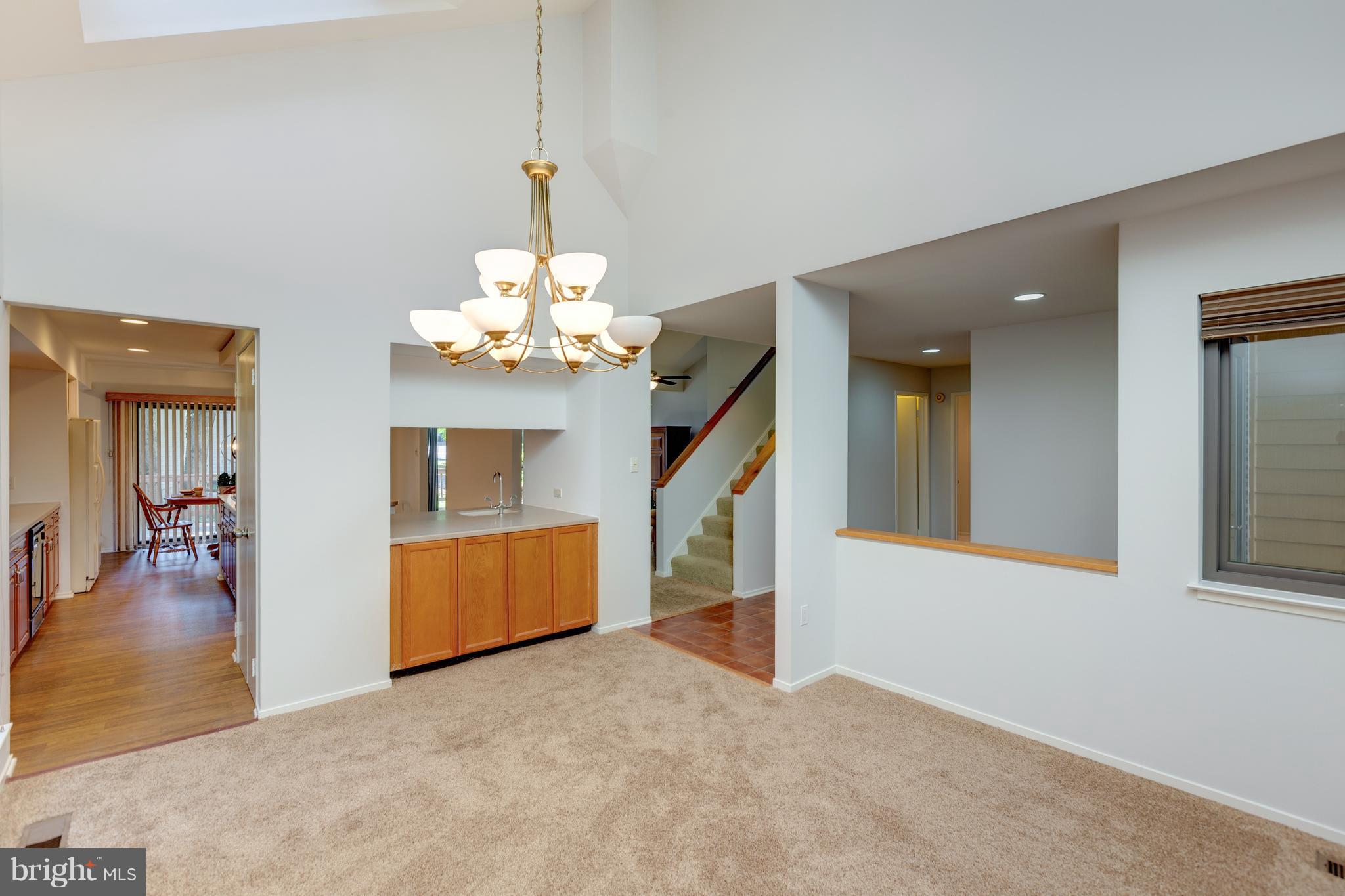 11025 Solaridge Drive Reston, VA 20191 - Photo 6 of 29 Dining Room is very large with vaulted ceilings