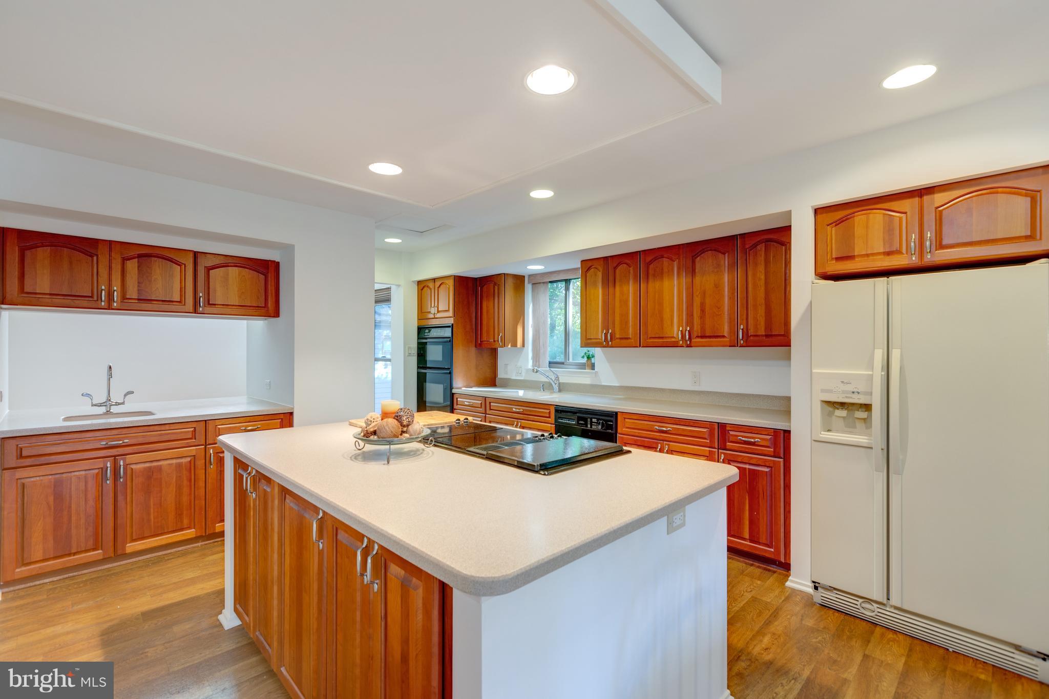 11025 Solaridge Drive Reston, VA 20191 - Photo 8 of 29 HUGE island in the kitchen. Great layout!