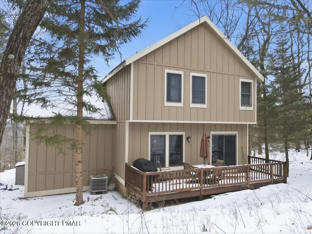$449,999 | 112 High Mountain Lane, Tannersville, PA 18372