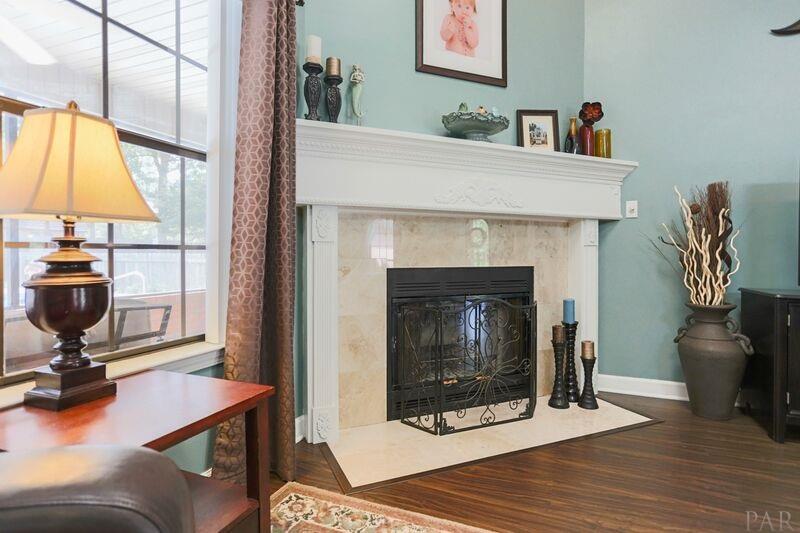 6658 Martin Road Milton, FL 32570 - Photo 6 of 45 Tiled