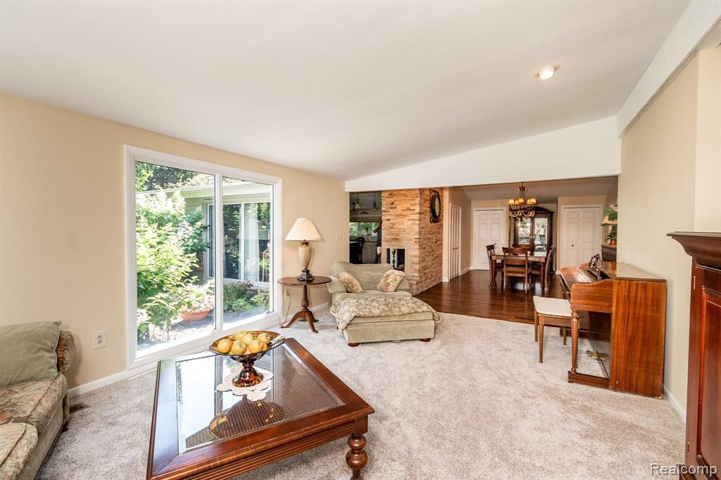 380 Donegal Drive Rochester Hills, MI 48309 - Photo 13 of 34
