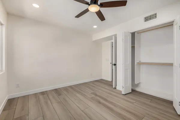 $1,800 | 222 West Brown Road, Unit 104, Mesa, AZ 85201