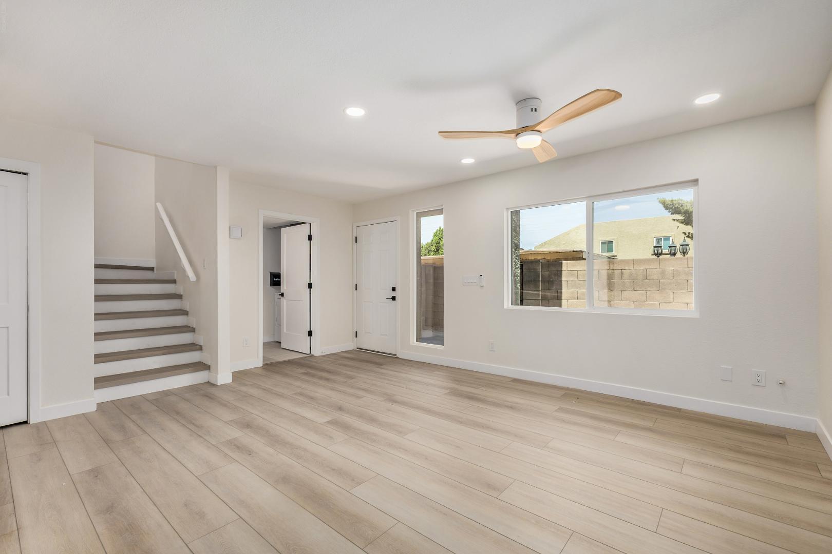 222 West Brown Road, Unit 104 Mesa, AZ 85201 - Photo 2 of 27 Photo #2