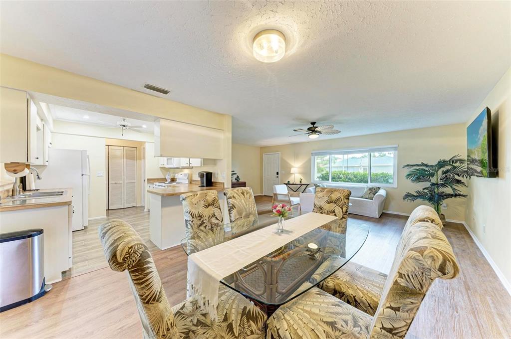 1640 Saturn Road Venice, FL 34293 - Photo 6 of 79