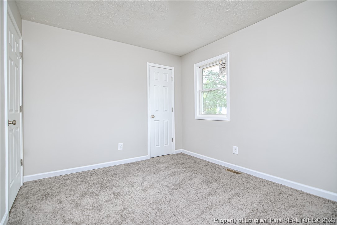 690 Ballance Farm Road St. Pauls, NC 28384 - Photo 21 of 26 Gallery Image 21