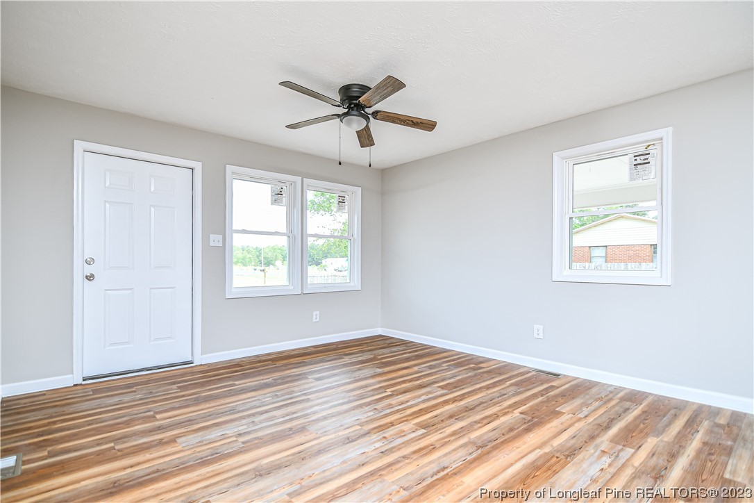 690 Ballance Farm Road St. Pauls, NC 28384 - Photo 4 of 26 Gallery Image 4
