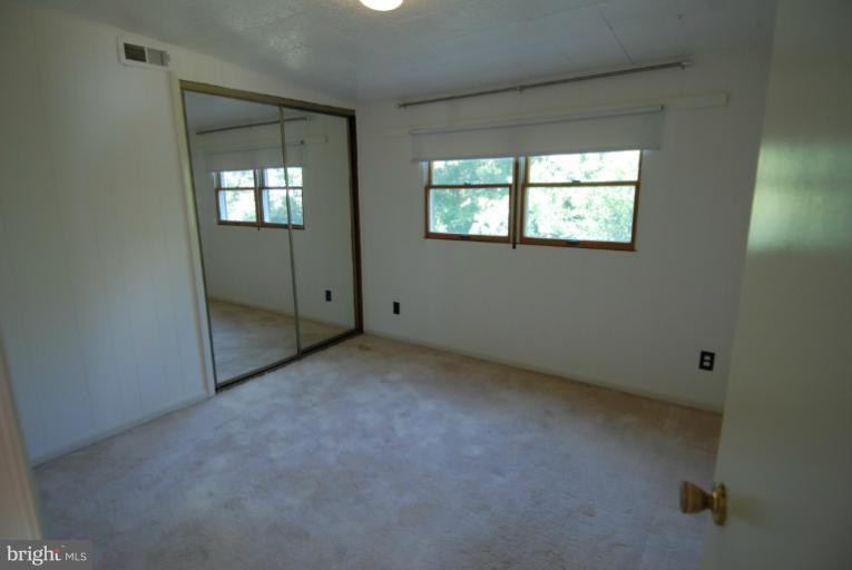 2836 Summerfield Road Falls Church, VA 22042 - Photo 1 of 11 Bedroom