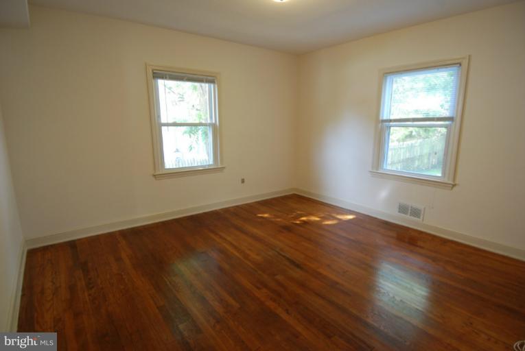 2836 Summerfield Road Falls Church, VA 22042 - Photo 7 of 11 Bedroom
