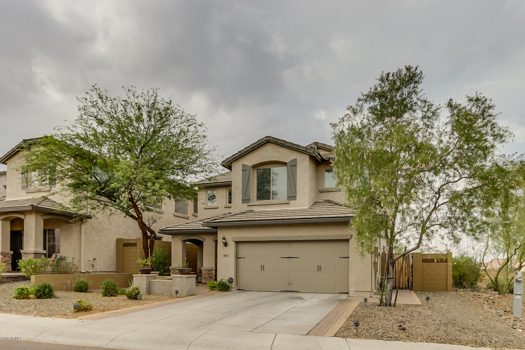1827 West Black Hill Road Phoenix, AZ 85085 - Photo 2 of 71 Black Hill - 002
