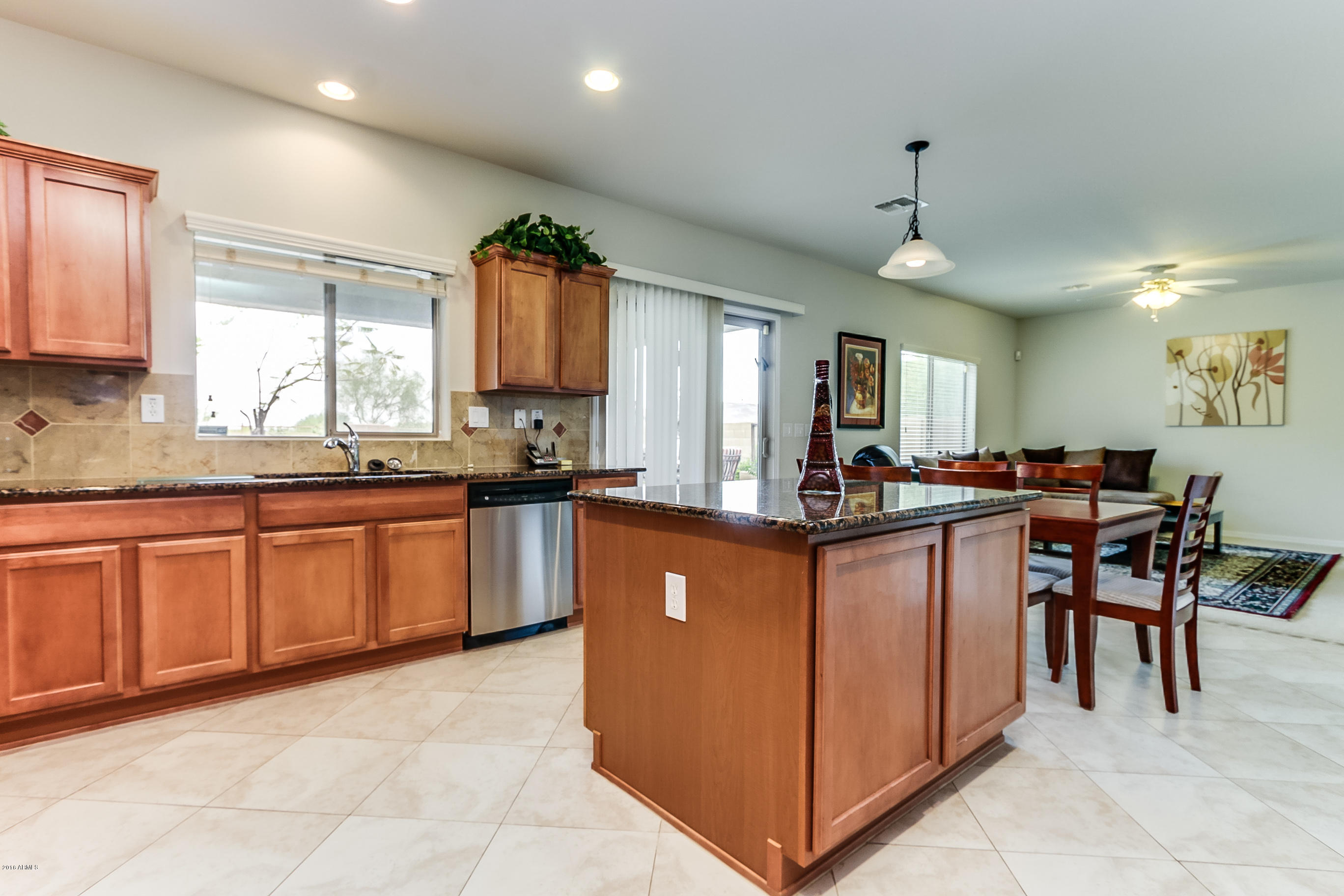1827 West Black Hill Road Phoenix, AZ 85085 - Photo 22 of 71 Black Hill - 025