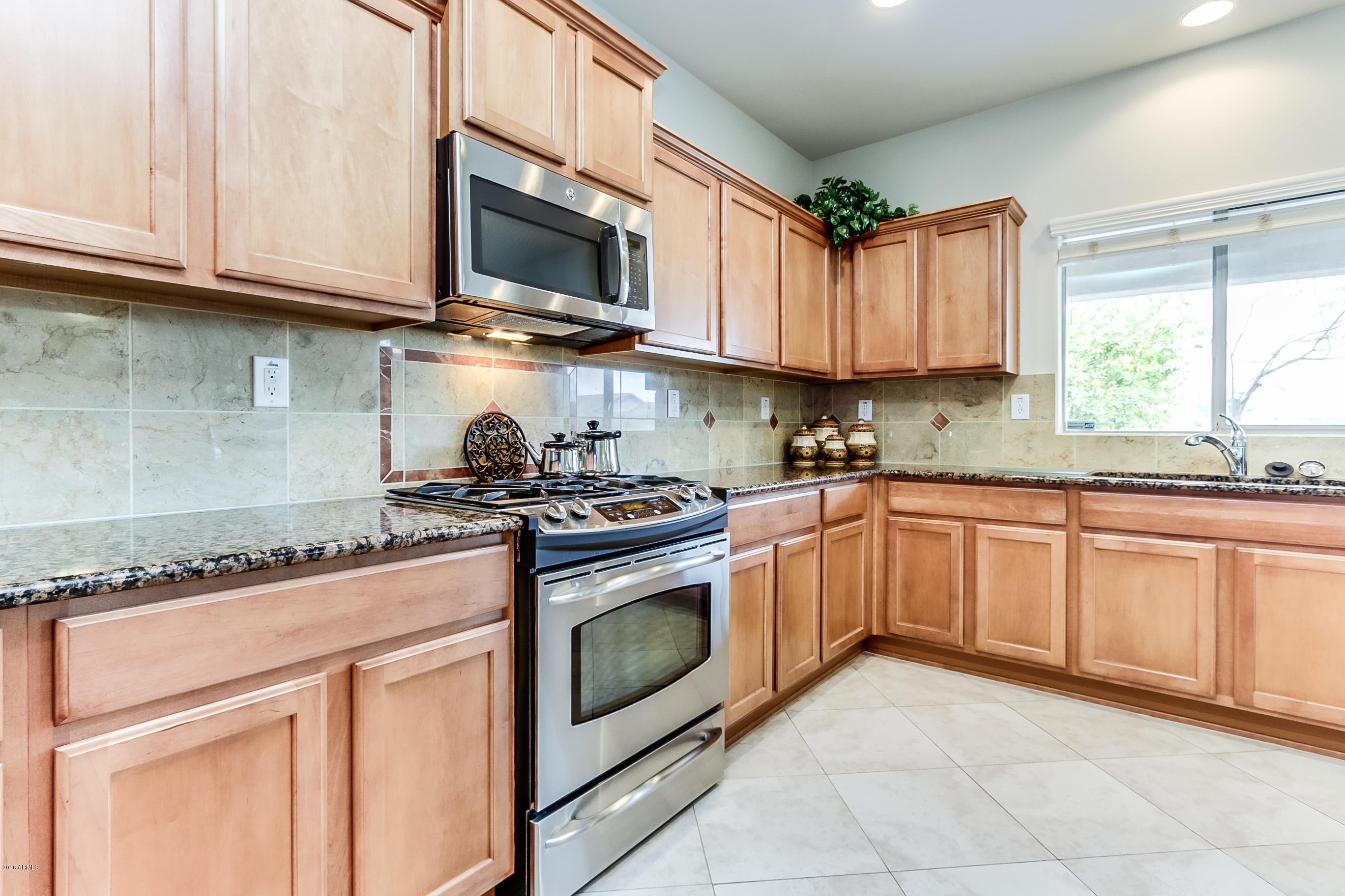 1827 West Black Hill Road Phoenix, AZ 85085 - Photo 26 of 71 Black Hill - 029