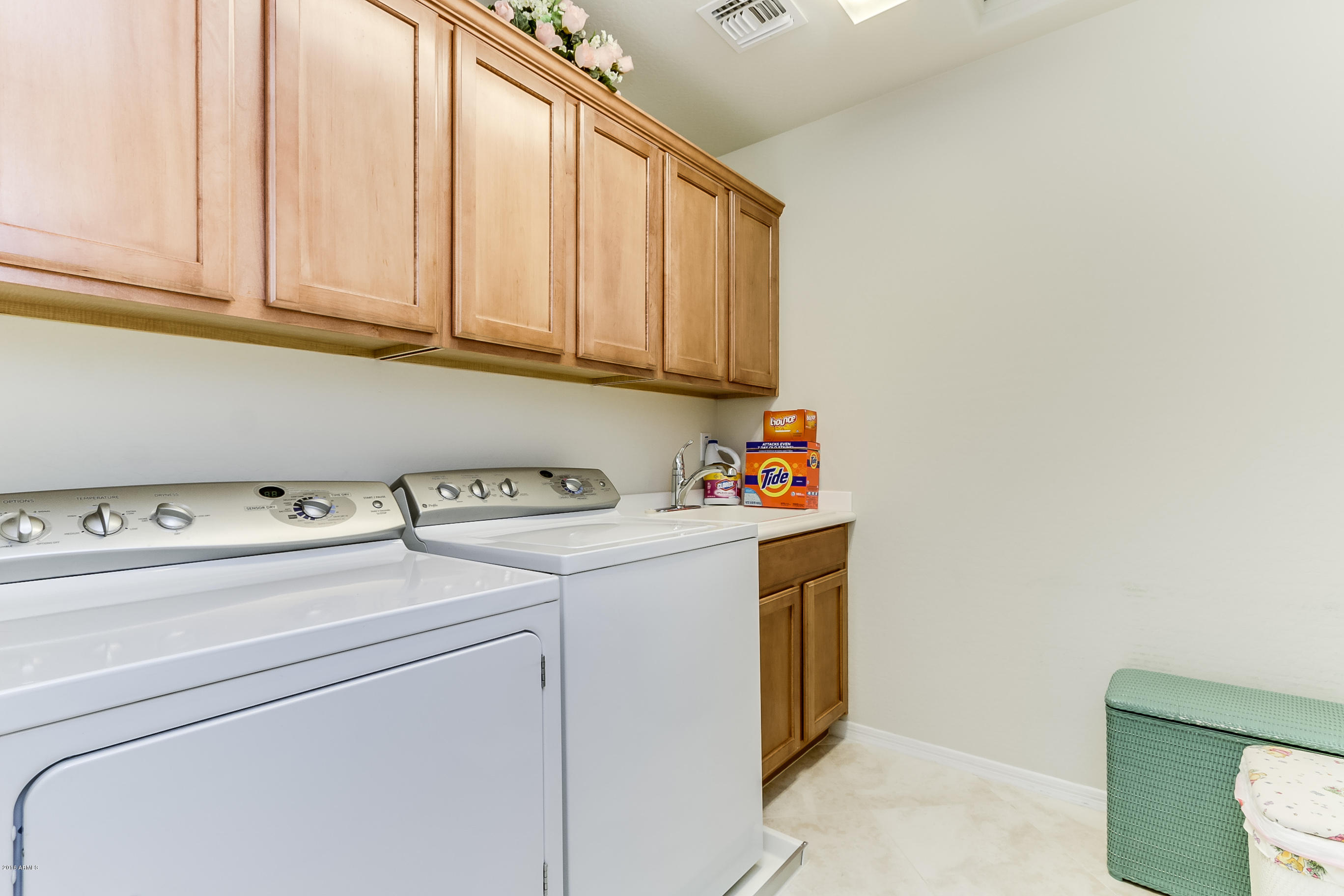 1827 West Black Hill Road Phoenix, AZ 85085 - Photo 49 of 71 Black Hill - 054