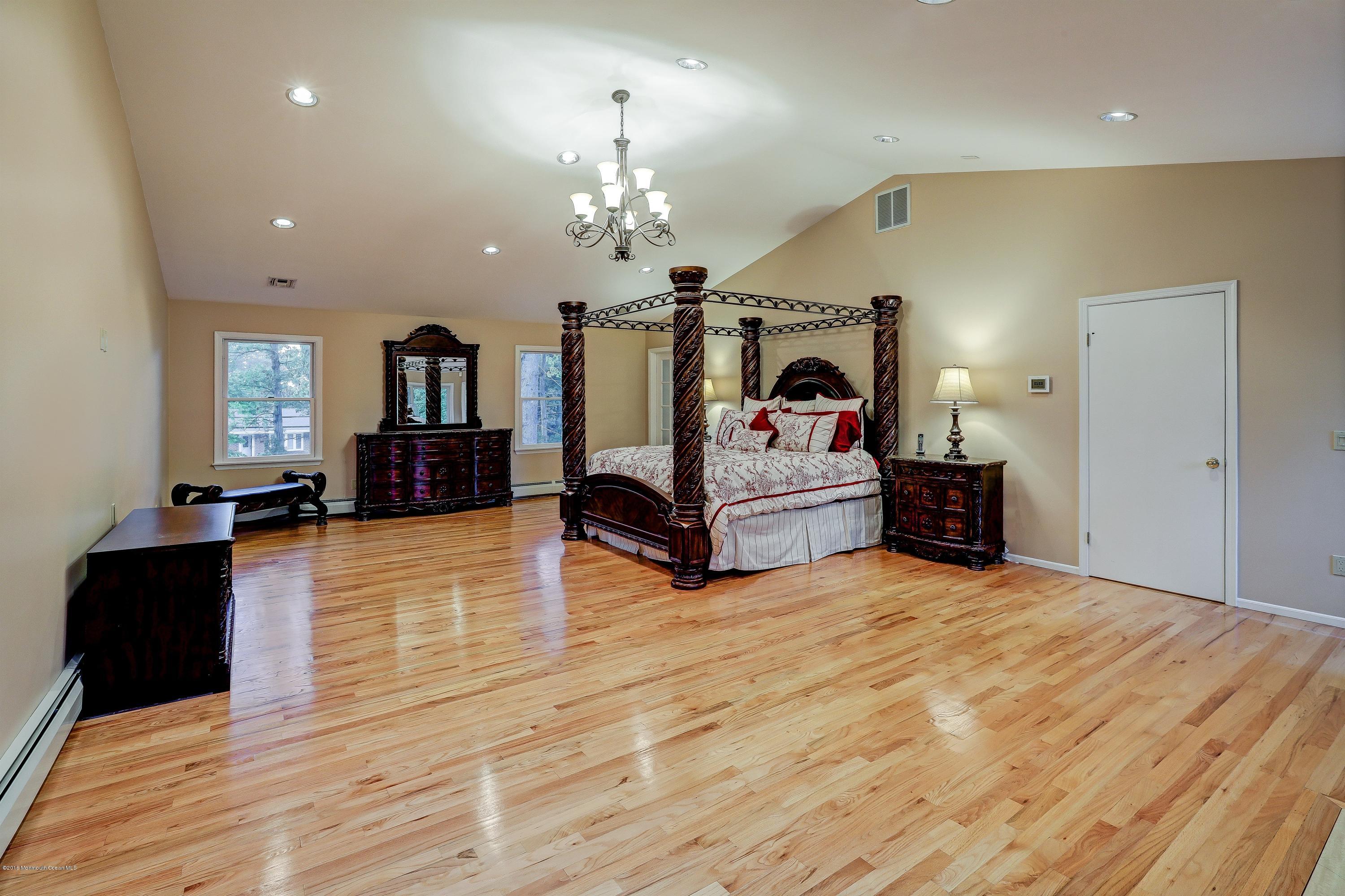 471 Union Hill Road Englishtown, NJ 07726 - Photo 14 of 27 016_Master Bedroom
