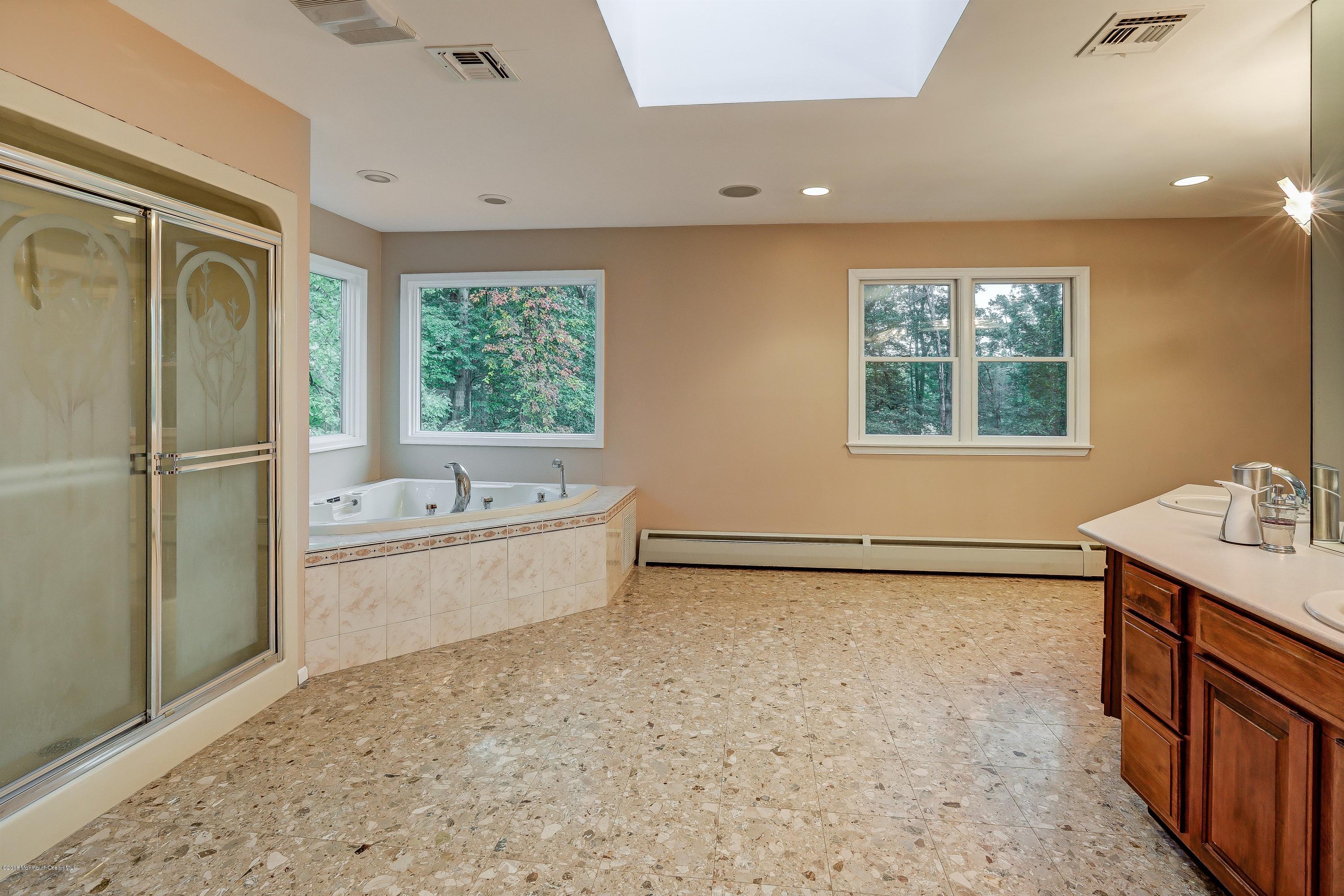 471 Union Hill Road Englishtown, NJ 07726 - Photo 19 of 27 019_Master Bathroom