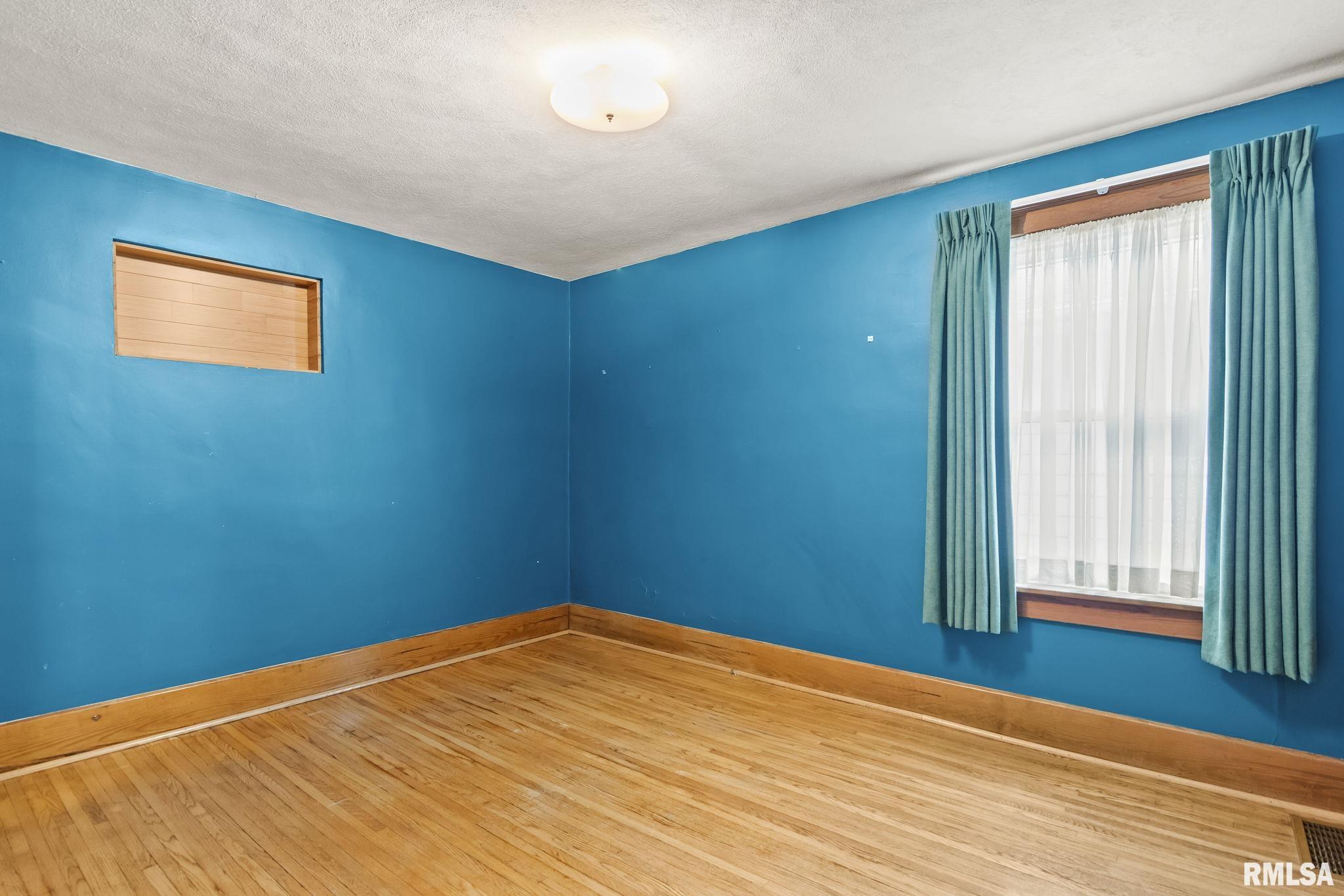 2339 Yale Boulevard Springfield, IL 62703 - Photo 17 of 35