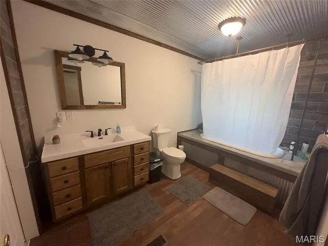 $499,000 | 72 War Bluff Drive, Golconda, IL 62938