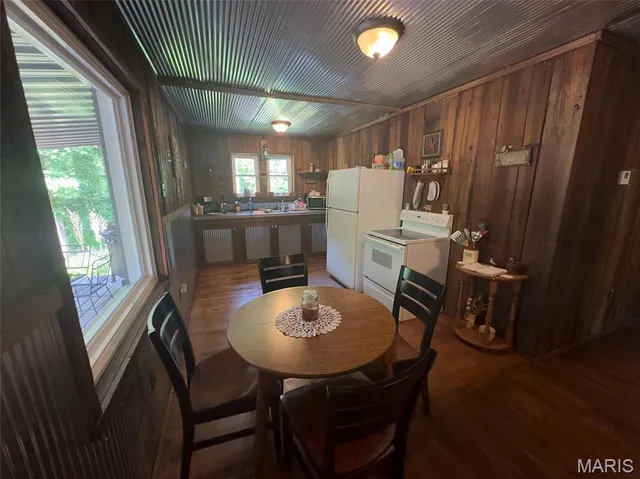 $499,000 | 72 War Bluff Drive, Golconda, IL 62938