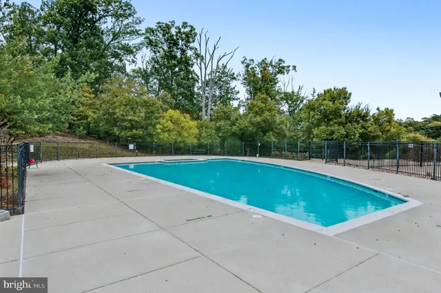 $424,000 | 2689 Sheffield Hill Way, Woodbridge, VA 22191