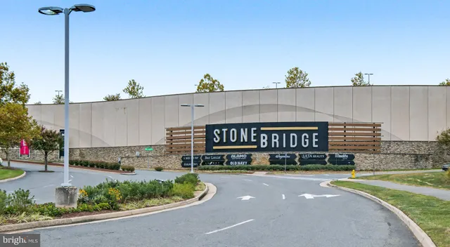 $424,000 | 2689 Sheffield Hill Way, Woodbridge, VA 22191