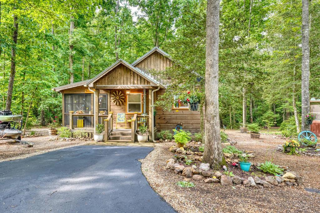 445 Chimney Ridge Blairsville, GA 30512 - Photo 1 of 29 Main View