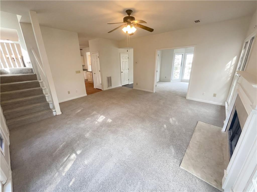 686 Watson Reef Stone Mountain, GA 30087 - Photo 9 of 27