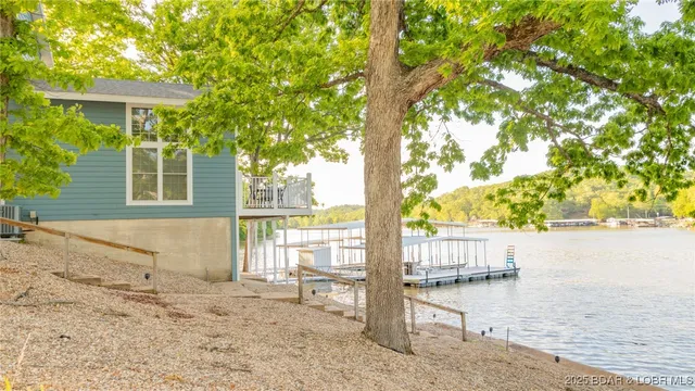 $2,990,000 | 439 Beacon Point, Sunrise Beach, MO 65079