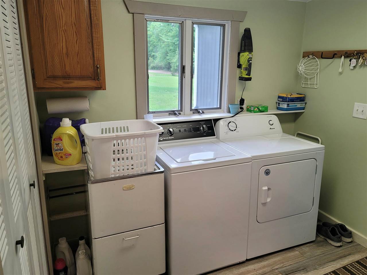 10210 West Frances Road Flushing, MI 48433 - Photo 20 of 46 First Floor Laundry