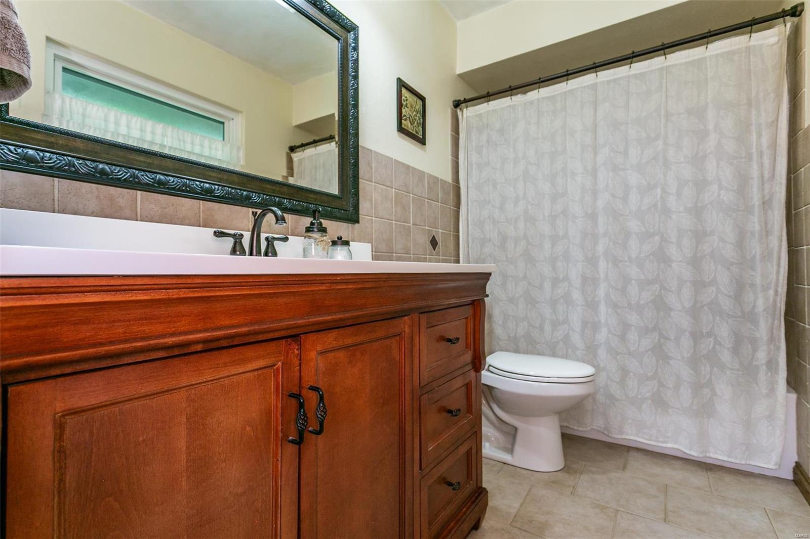 1301 Waverly Road Collinsville, IL 62234 - Photo 19 of 28 Gallery Image 19
